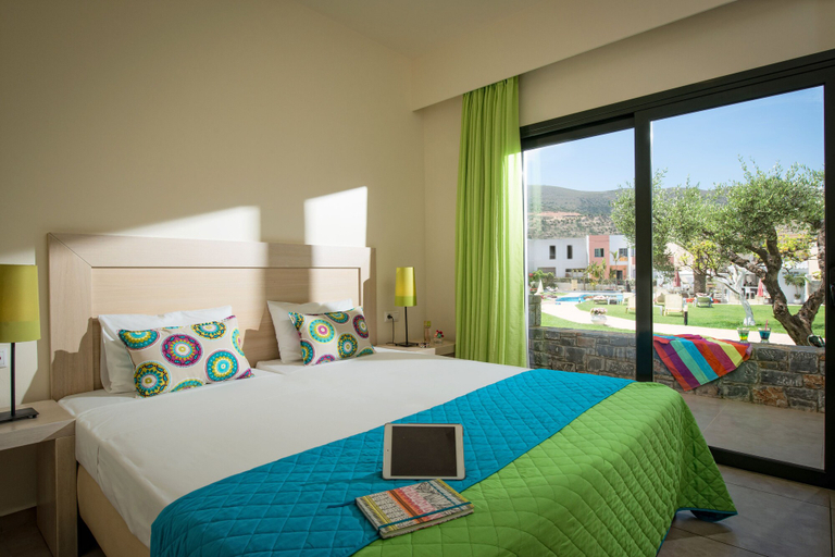 Bedroom 3, Kristalli Hotel Apartments, Crete