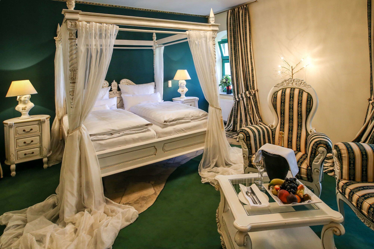 Bedroom 4, Backstage Hotel, Dresden