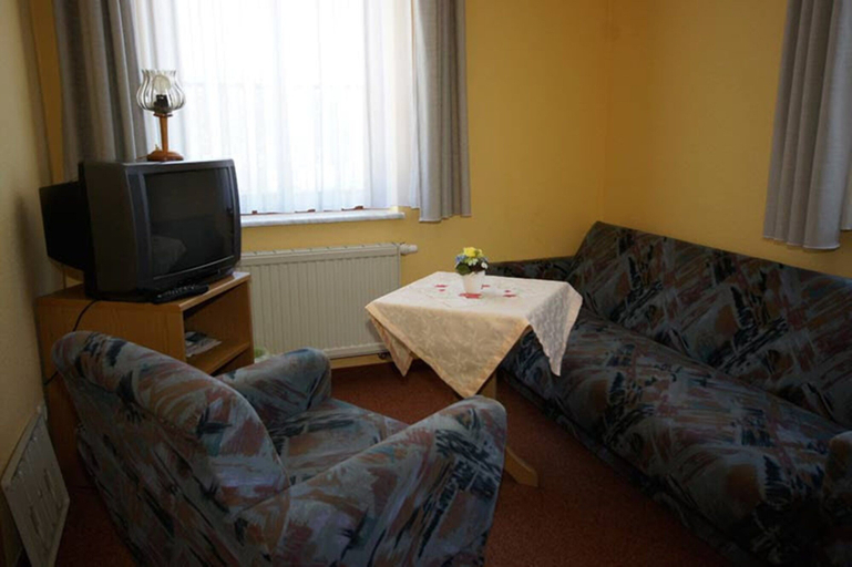 Bedroom 2, Pension und Café König, Erzgebirgskreis