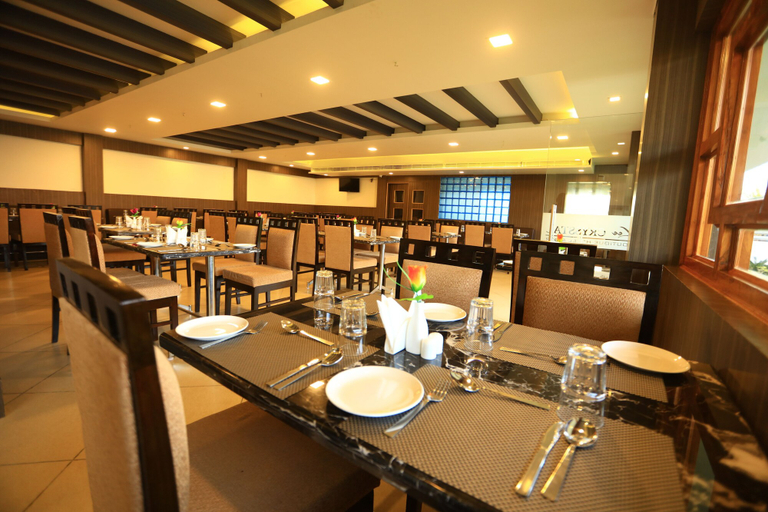 Food & Drinks 4, Lee Crysstal, Kancheepuram