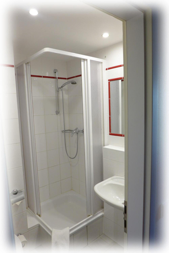 Bathroom, Hotel Lindenberger Hof, Barnim