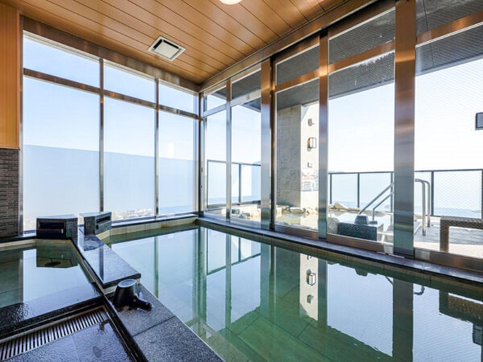Sport & Beauty 2, LiVEMAX Resort Miyahamaonsen-Ocean, Hatsukaichi