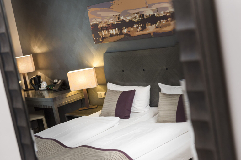 Bedroom 2, Wyndham Duisburger Hof, Duisburg
