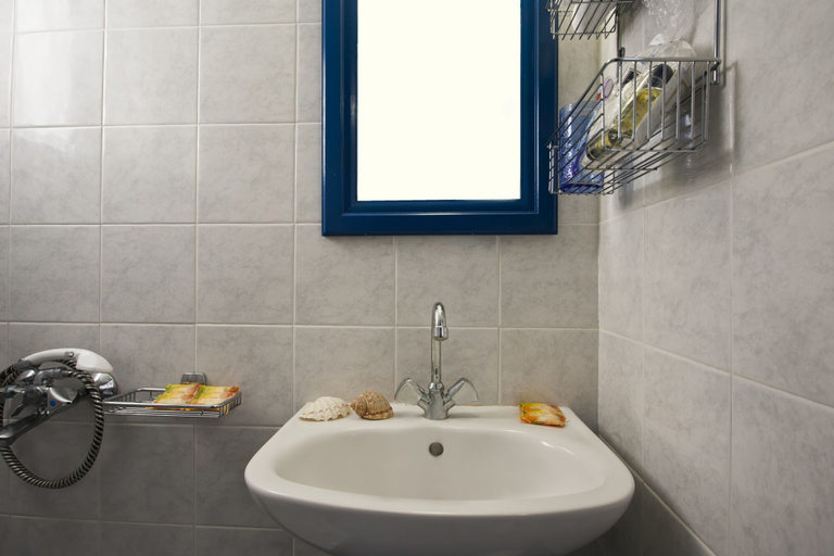 Bathroom 5, Ancient Thera Studios, South Aegean