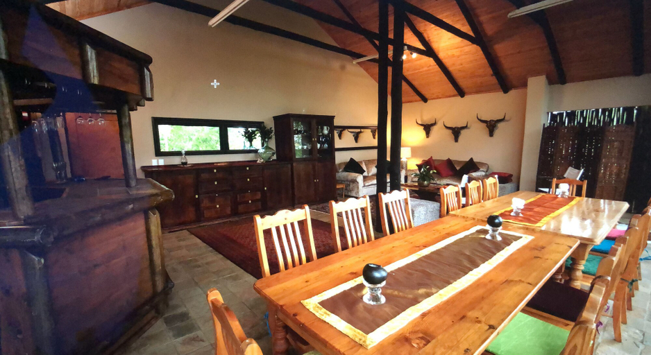 Food & Drinks 5, Msunduze River Lodge, Umkhanyakude