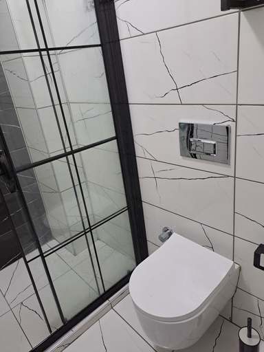 Bathroom 4, Taksim Nida Flats, Beyoğlu