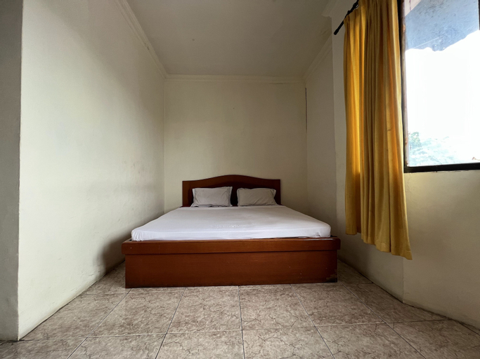 Room 12