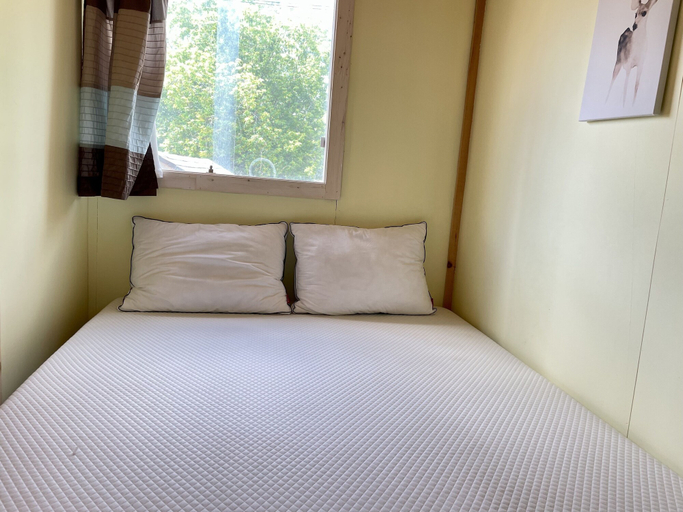 Bedroom 3, Catch More Resort, Northumberland