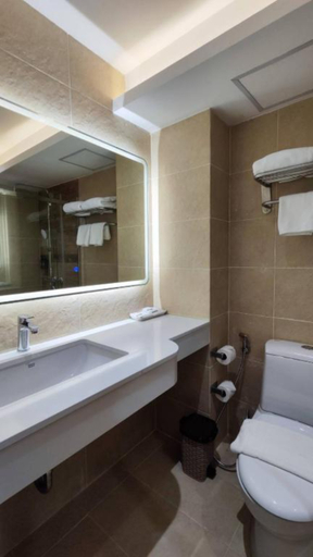 Bathroom 3, Hi Chiangmai Hotel, Muang Chiang Mai