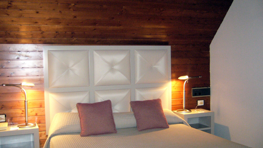 Bedroom 3, Parador de Arties, Lleida
