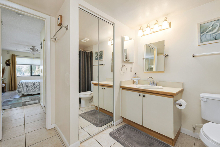 Bathroom 4, Ocean Village Club N12, Saint Johns