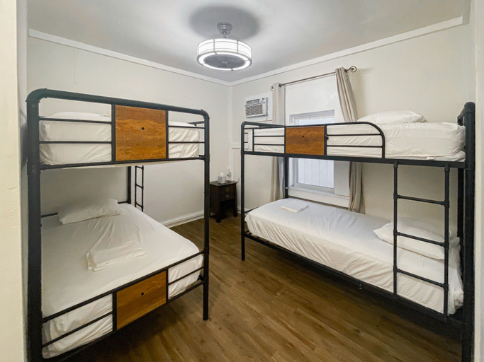 Bedroom 4, Howzit Hostels, Maui