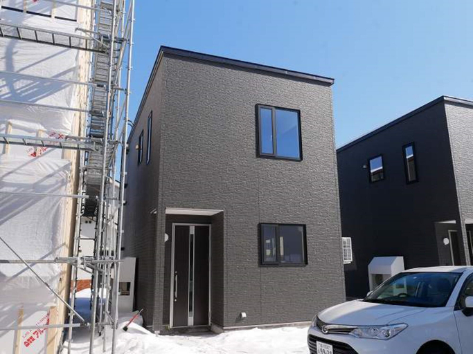 Exterior & Views, Nagayama Whole Apartment, Asahikawa