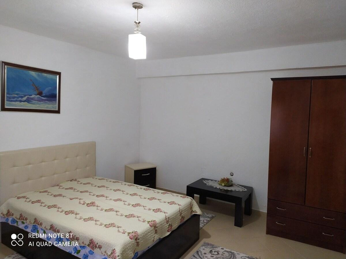 2, Guri Guest House, Pogradecit