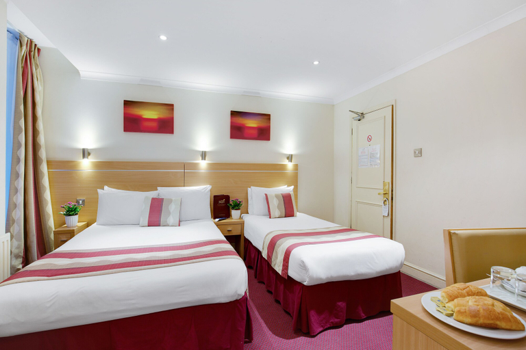 Bedroom 4, Queens Park Hotel, London
