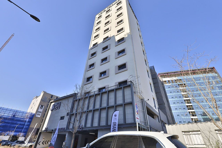 FEBRUARY HOTEL LIONS PARK DAEGU, Dong