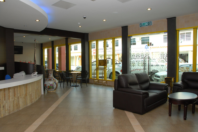 Others 2, Queen Hotel, Keningau