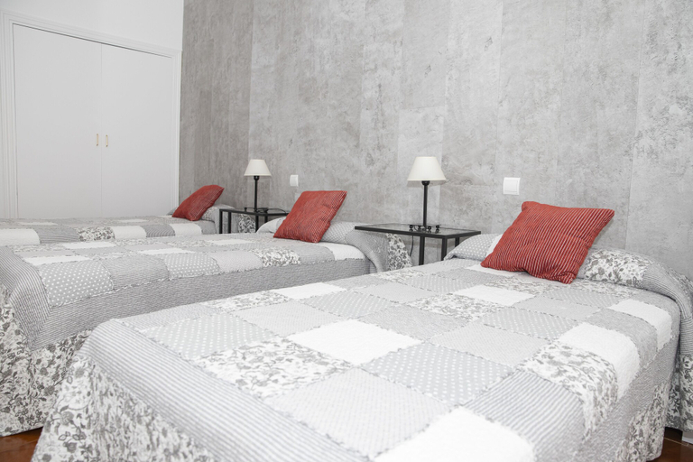 Bedroom 4, Hostal Tokio, Madrid