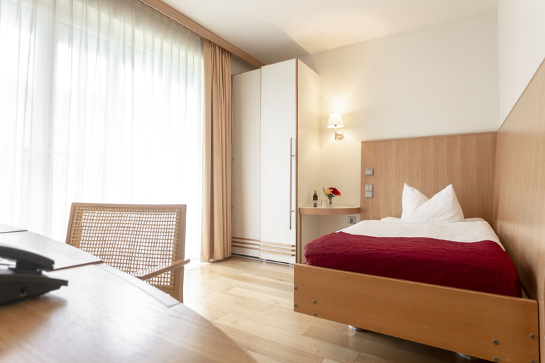 Bedroom 3, Seehotel Rheinsberg, Ostprignitz-Ruppin