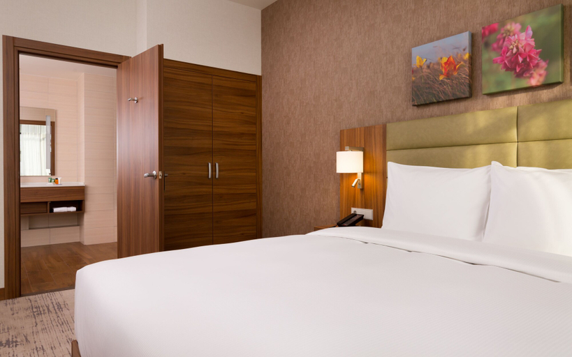 Bedroom 3, Hilton Garden Inn Orenburg, Orenburg