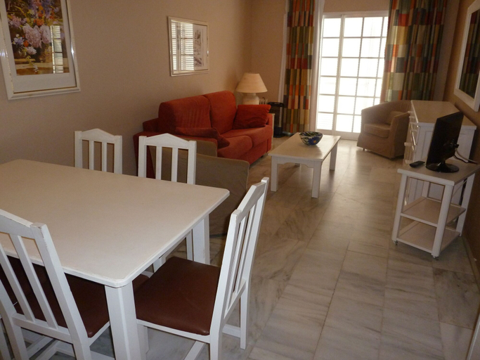 Others 5, Pueblo Quinta, Málaga
