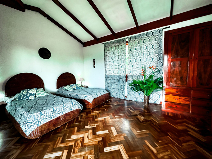 Bedroom 4, Canal Grande Lodge, Mora