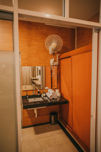 Bedroom 4, Min 2 nights, Free Pickup and Drop, Batam