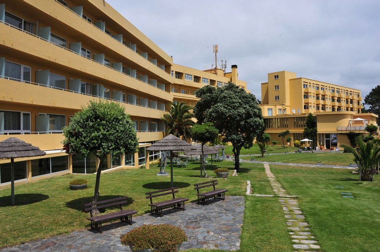 Exterior & Views 22