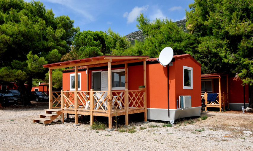 Exterior & Views 2, Camp Perna, Orebić