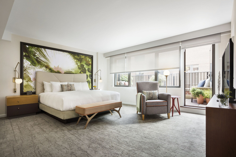 Bedroom 4, The Gardens Sonesta ES Suites New York, New York