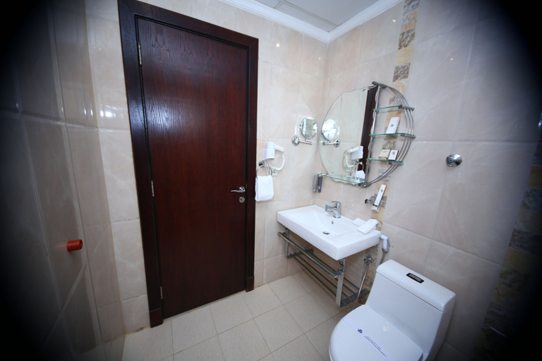Bathroom 5, Golden Bujari Al Khobar Hotel, Al Khobar