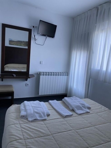 Bedroom 2, Hostal La Pinilla, Segovia