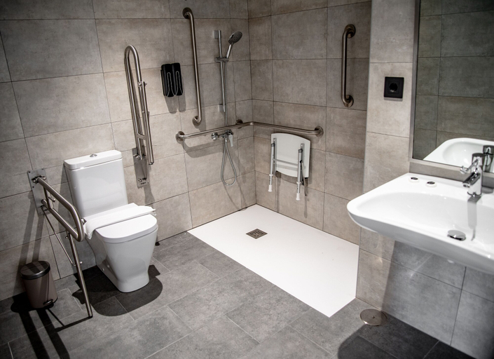 Bathroom 5, Hotel Chips Fene, A Coruña