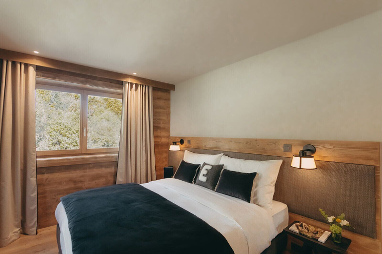 Bedroom 3, Eringer Hotel, Hérens
