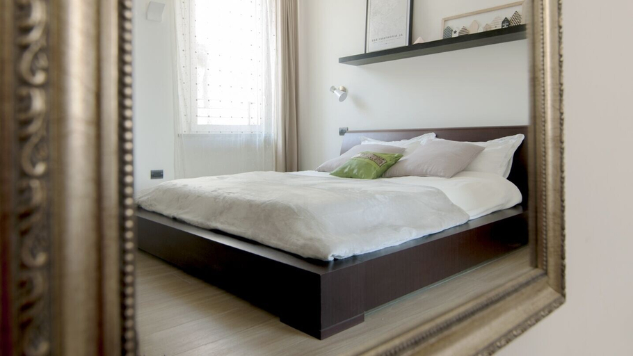 Bedroom 3, Al Nifontano B&B, Varese