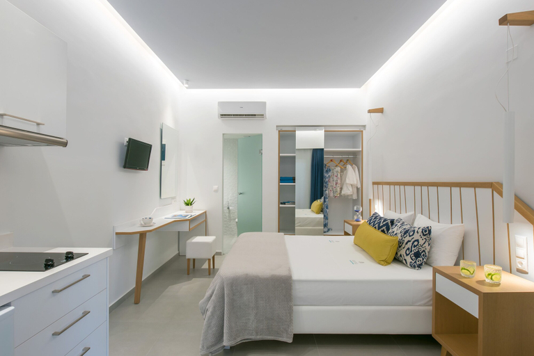 Bedroom 2, Kristalli Hotel Apartments, Crete