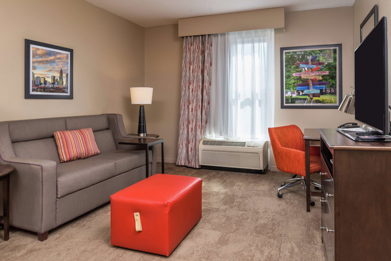 Bedroom 3, Hampton Inn & Suites Charlotte-Arrowood Rd., Mecklenburg