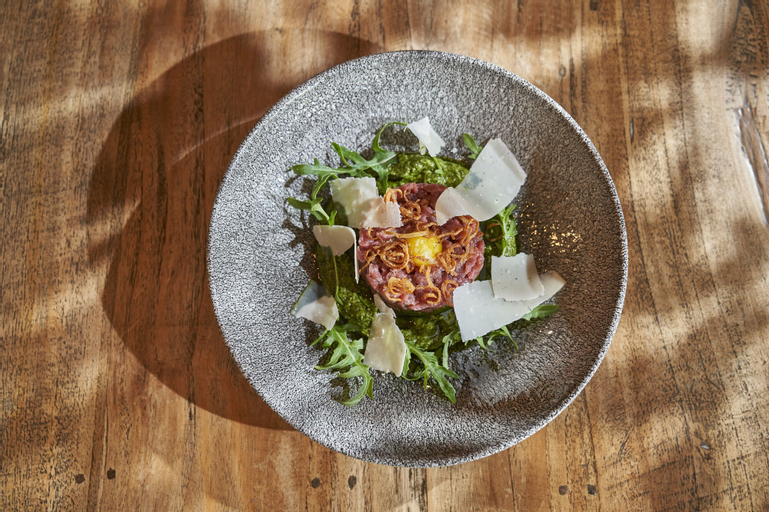 Food & Drinks 6