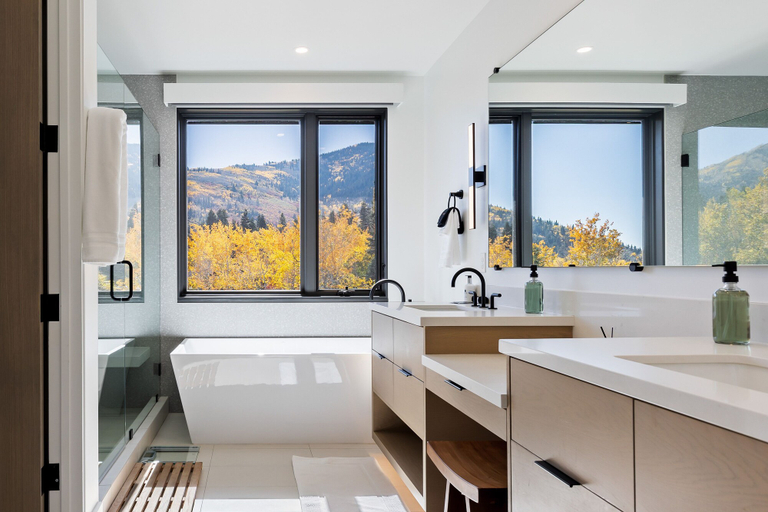 Others 5, Modern Mountain Retreat, Summit