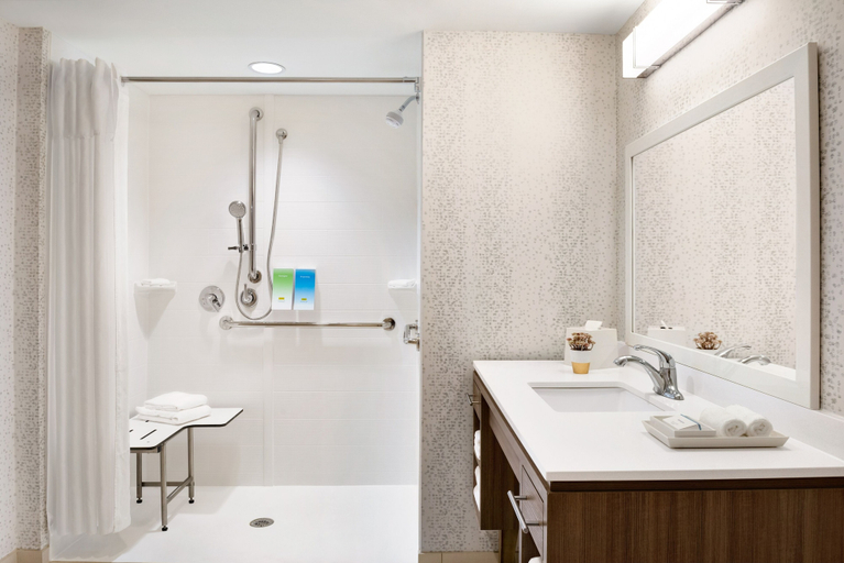 Bathroom 4, Home2 Suites by Hilton Fort Worth Cultural District, Fort Worth