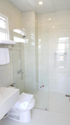 Bathroom 3, Isana Hotel Dalat, Đà Lạt
