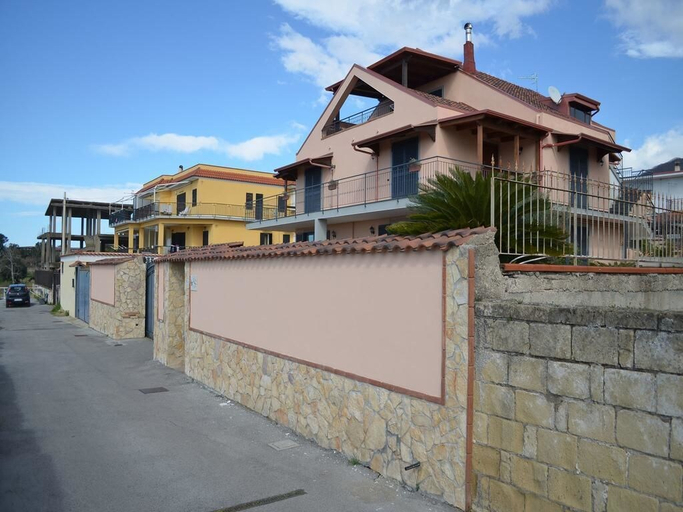 Exterior & Views 2, B&B Il Lapillo, Napoli
