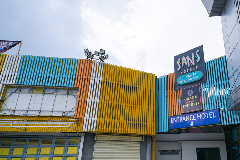 Exterior & Views 2, Sans Hotel Rumah Kita Daan Mogot by RedDoorz, West Jakarta