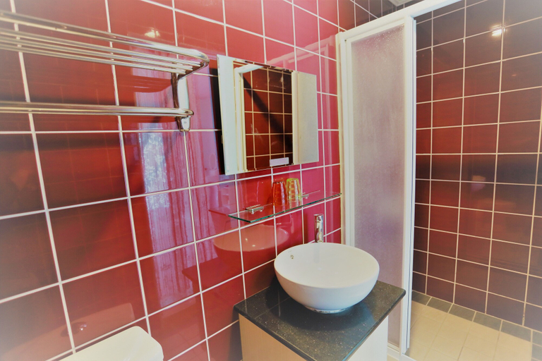 Bathroom 2, MiNaMi Inn Kenting, Pingtung