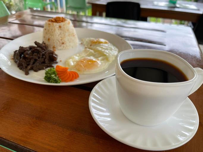 Food & Drinks 5, The Carmelence Place by Cerilos, Tagaytay City