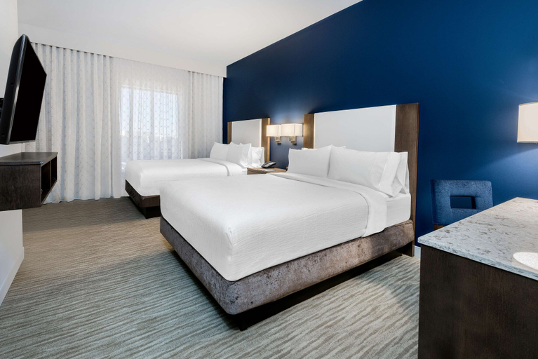 Bedroom 4, Embassy Suites by Hilton College Station, TX, Brazos