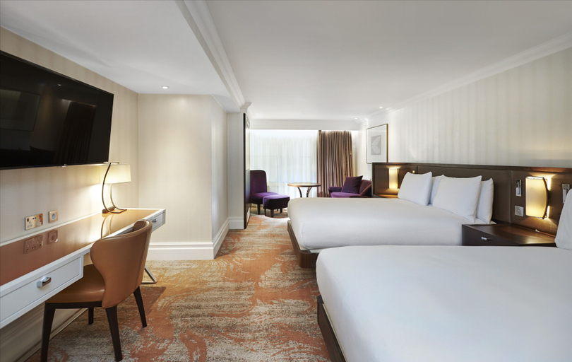 Bedroom 3, Hilton London Hyde Park, London