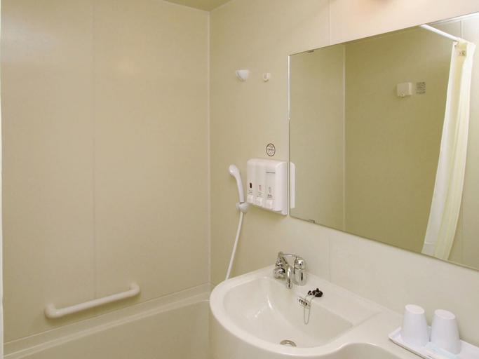 Bathroom 3, Toyoko Inn Yamato Ekimae, Yamato
