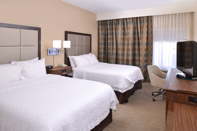 Bedroom 3, Hampton Inn Carbondale, Jackson