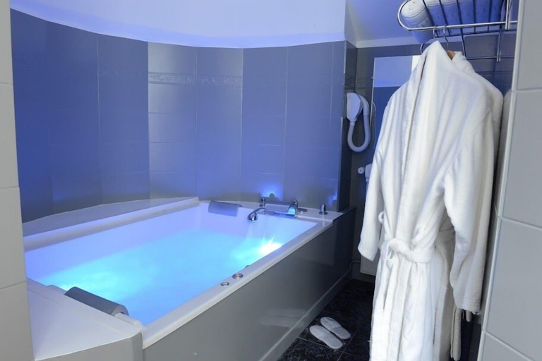Bathroom 4, Domaine de Joinville & Spa, Seine-Maritime